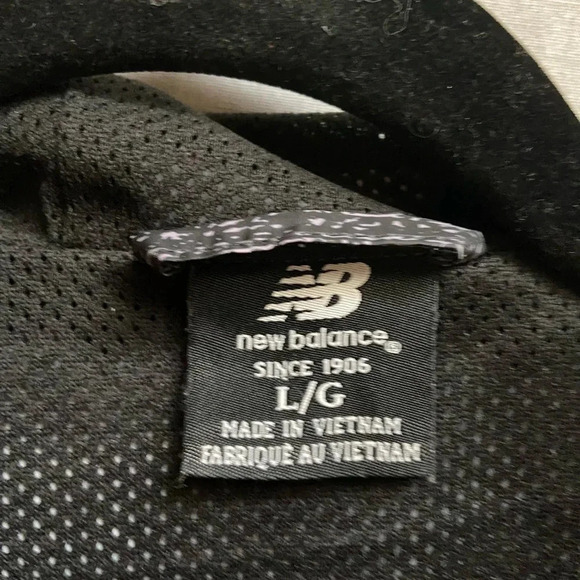 New Balance Water Resistant Fabric Hooded Wind  Breaker Rain Jacket Sz L - Picture 7 of 13